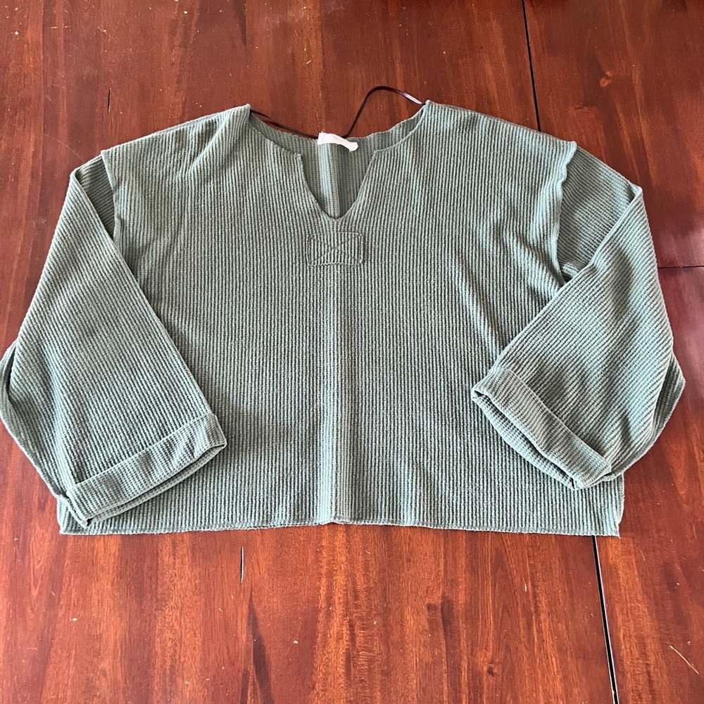 Emerald Green Double Zero Oversized Cropped Sweater. Size Small.